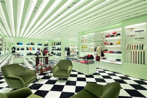 prada hong kong store